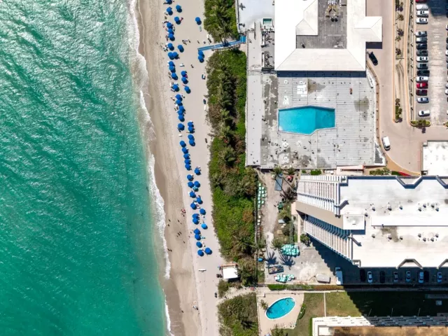 1-bedroom condo for sale in Hallandale Beach - 1950 S Ocean Drive PHB - MondialRealty