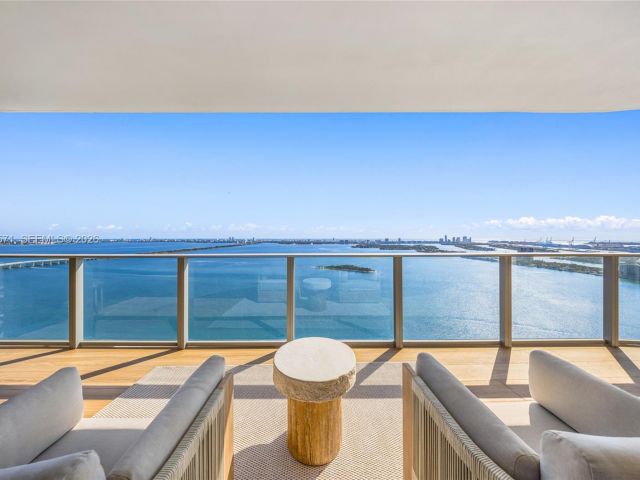 Apartment for rent  Unit #4007 - photo 7489064