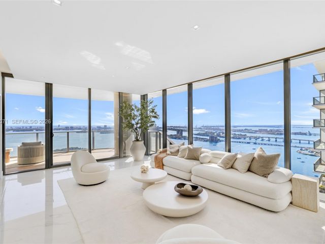 Apartment for rent  Unit #4007 - photo 7489079