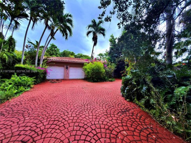 Home for sale at 1915 Country Club Prado - photo 7471189