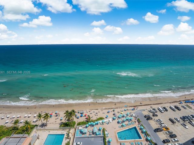 Apartment for rent  Unit #2406 - photo 7513903