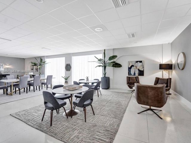 Apartment for sale  Unit #1812 - photo 7515608