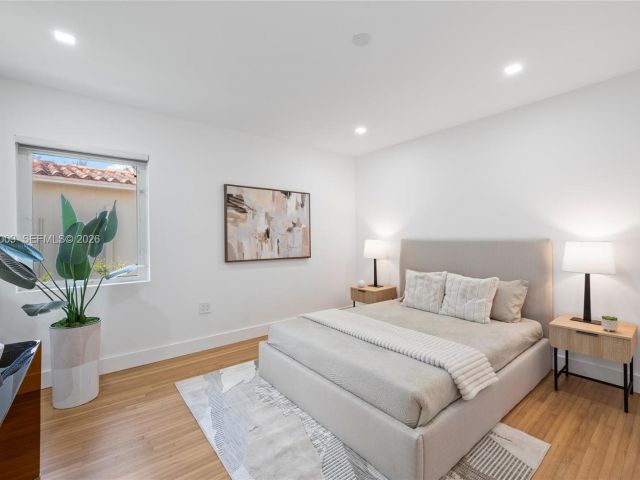 Home for rent at 5211 Granada Blvd - photo 7471541