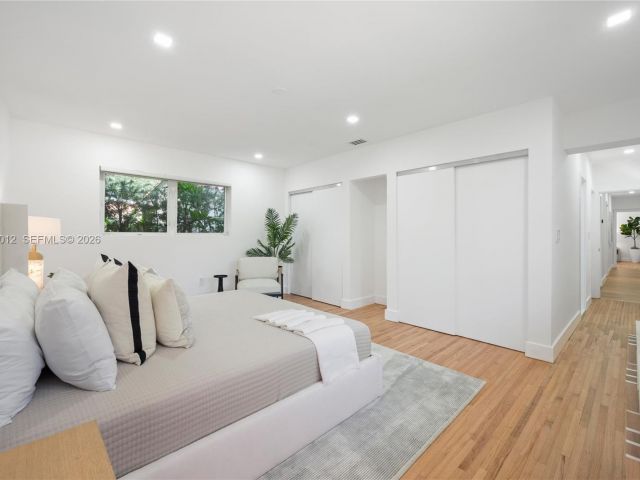 Home for rent at 5211 Granada Blvd - photo 7471558