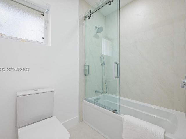 Home for rent at 5211 Granada Blvd - photo 7471564