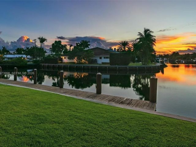 Home for rent at 524 Oleander Dr - photo 7462273