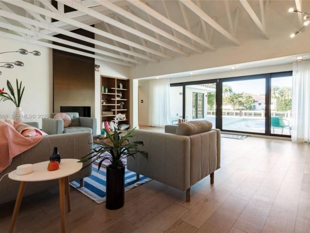 Home for rent at 524 Oleander Dr - photo 7462281