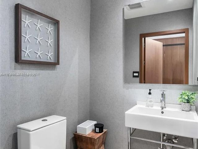 Home for rent at 524 Oleander Dr - photo 7462282