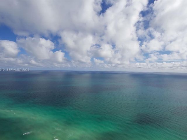 Apartment for sale  Unit #4605 - photo 7530294