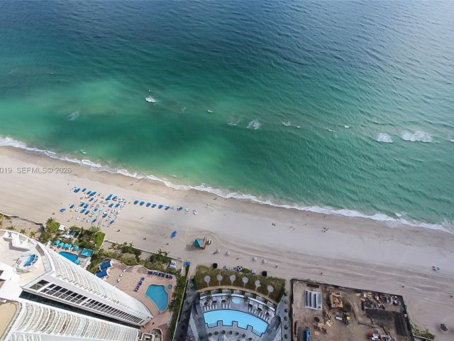 Apartment for sale  Unit #4605 - photo 7530296