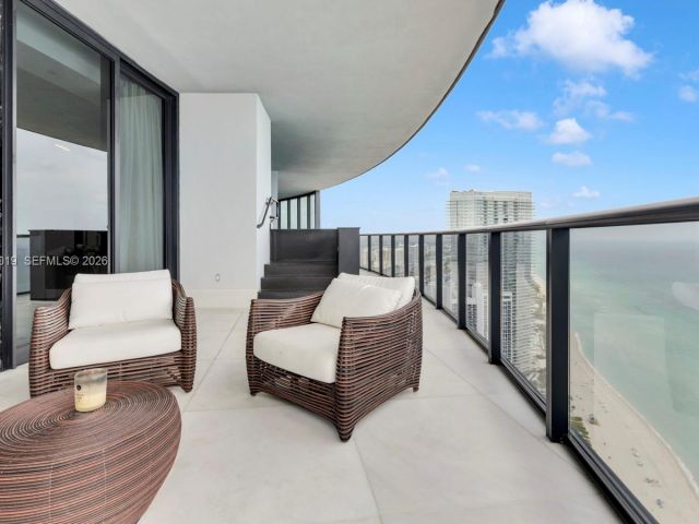 Apartment for sale  Unit #4605 - photo 7530298