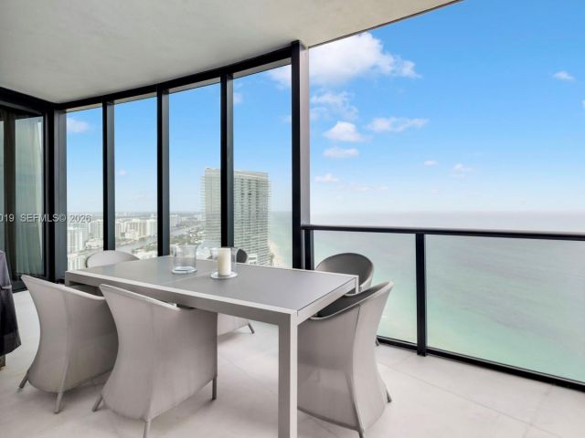 Apartment for sale  Unit #4605 - photo 7530300