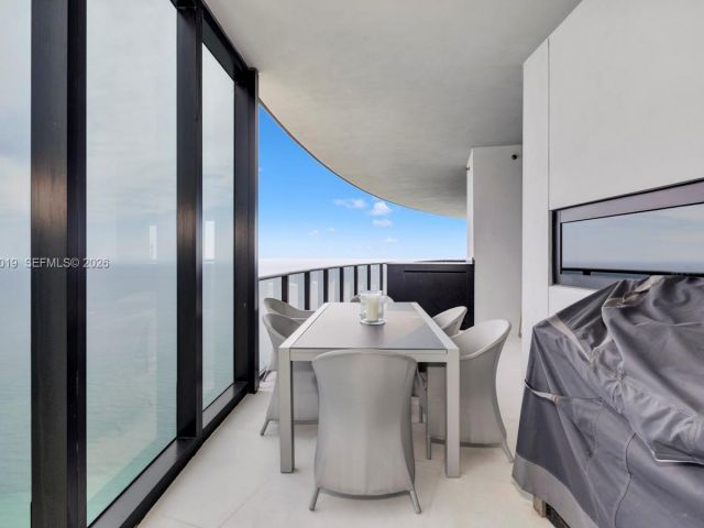 Apartment for sale  Unit #4605 - photo 7530301