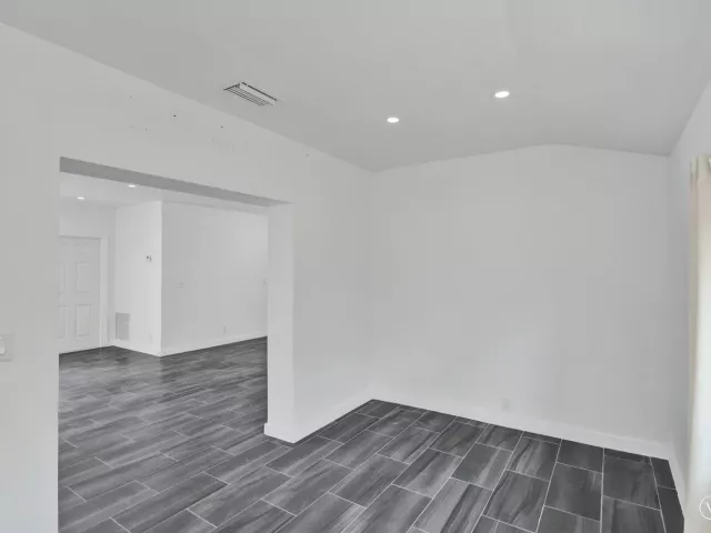 2-bedroom home for sale in Fort Lauderdale - 1904 SE 1st Avenue - MondialRealty