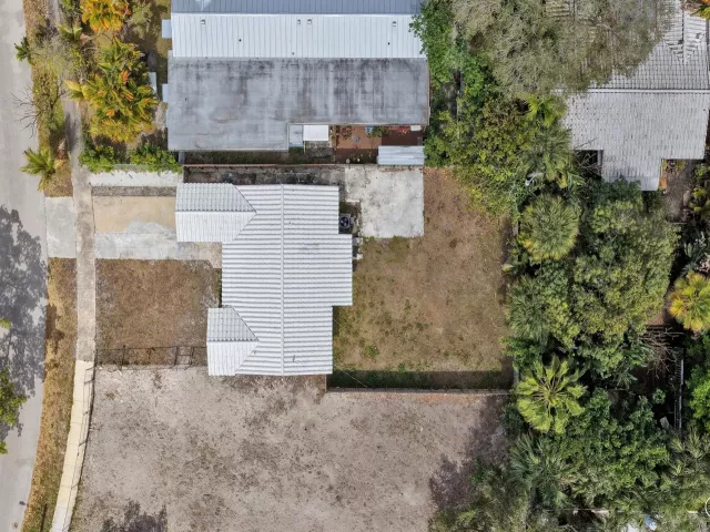 2-bedroom home for sale in Fort Lauderdale - 1904 SE 1st Avenue - MondialRealty