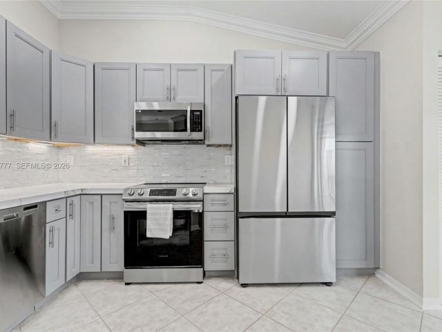 Home for sale at 1110 Lemonwood St - photo 7512987