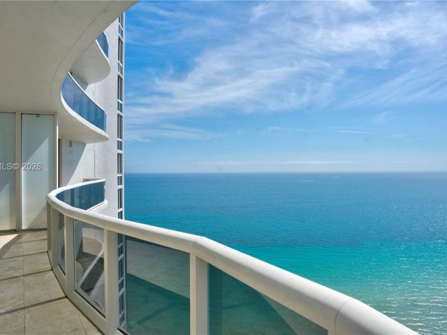 Apartment for rent  Unit #3007 - photo 7496843