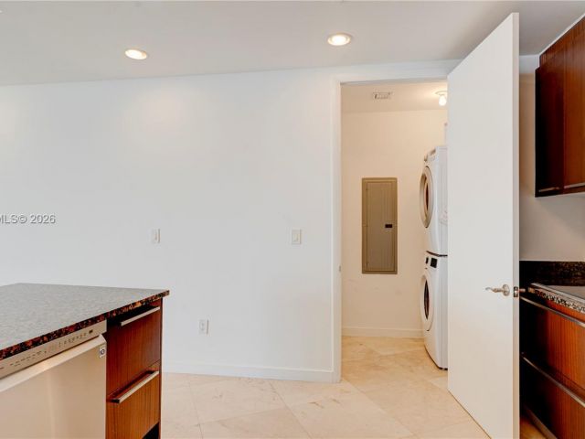 Apartment for rent  Unit #3007 - photo 7496852