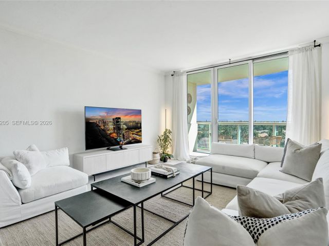 Apartment for sale  Unit #718 - photo 7513628