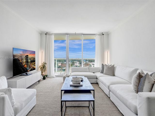 Apartment for sale  Unit #718 - photo 7513629