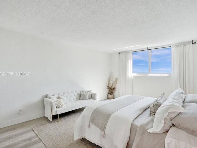 Apartment for sale  Unit #718 - photo 7513636