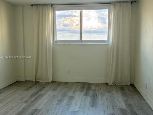 Apartment for sale  Unit #718 - photo 7513642