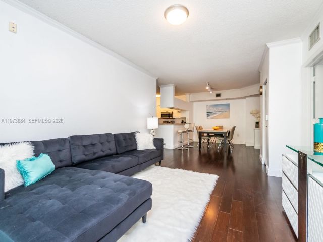 Apartment for sale  Unit #4311 - photo 7512710