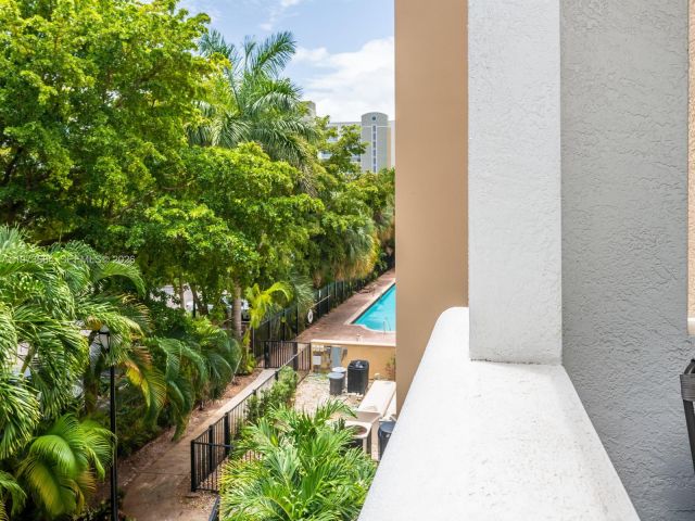 Apartment for sale  Unit #4311 - photo 7512717