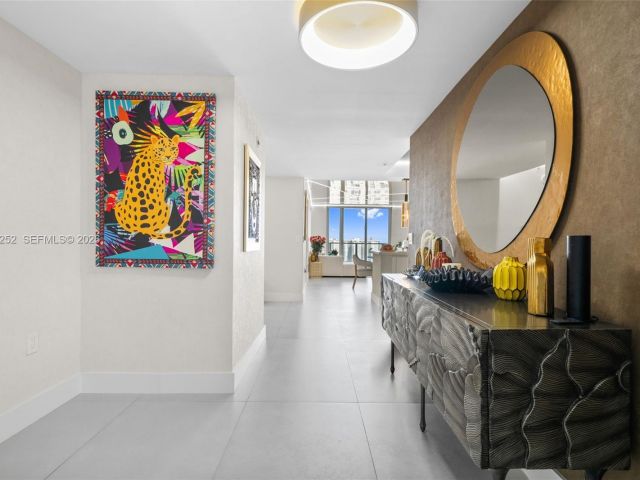 Apartment for sale  Unit #4-2003 - photo 7490122