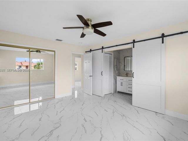 Home for rent at 10700 SW 70th St - photo 7513567