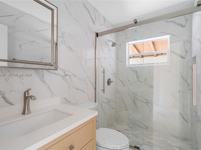 Home for rent at 10700 SW 70th St - photo 7513568