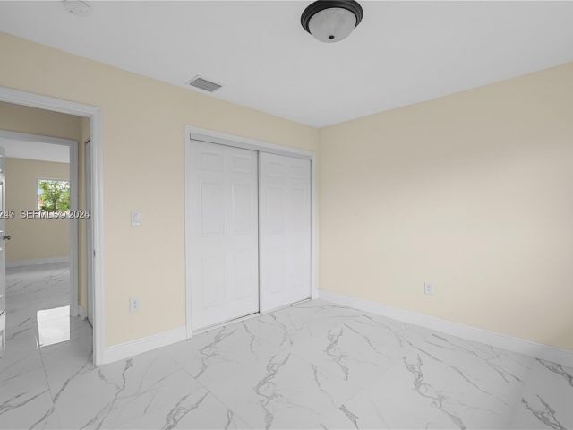 Home for rent at 10700 SW 70th St - photo 7513572