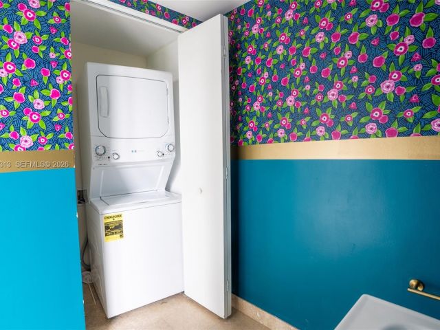 Apartment for sale  Unit #511 - photo 7489560