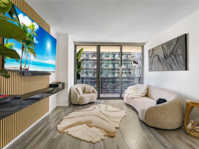 Apartment for sale  Unit #3107 - photo 7452696