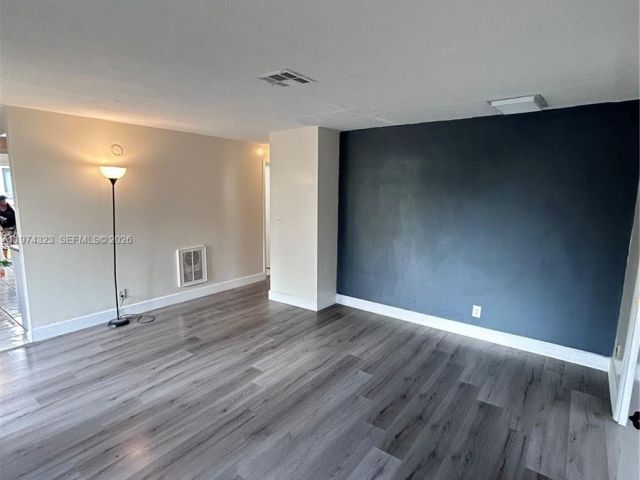 Home for rent at 91 NE 6th Ct 0 - photo 7450499