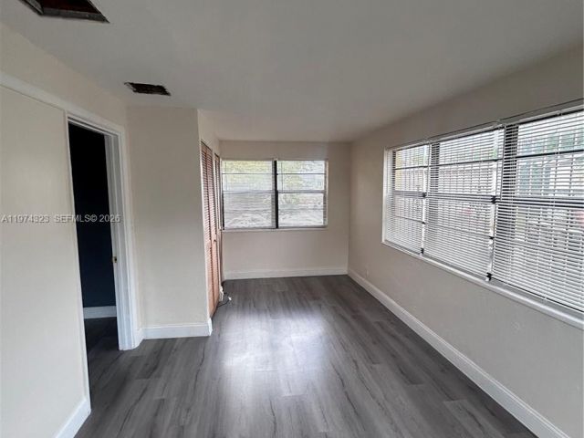 Home for rent at 91 NE 6th Ct 0 - photo 7450500