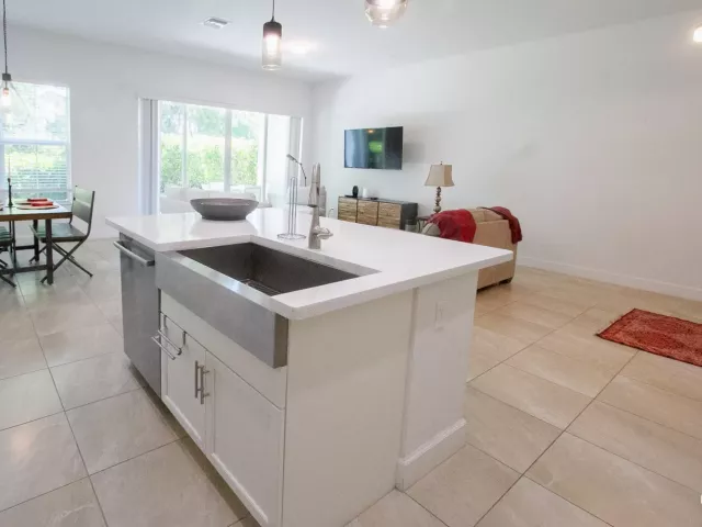 3-bedroom home for rent in Boca Raton - 23045 Clear Echo Drive 76 - MondialRealty