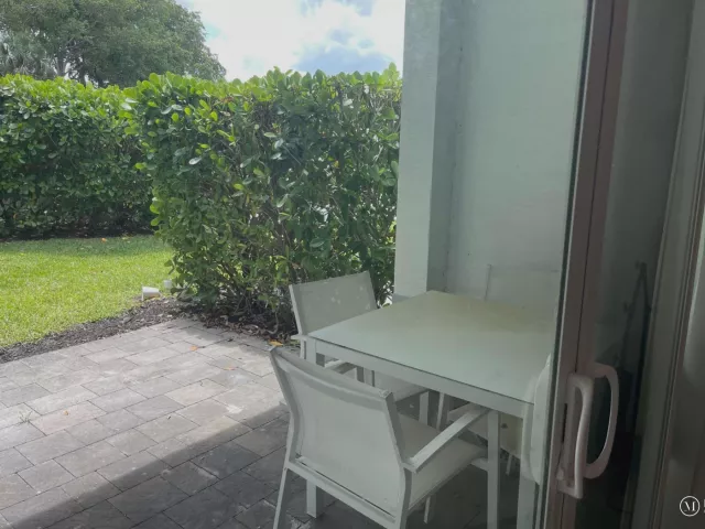 3-bedroom home for rent in Boca Raton - 23045 Clear Echo Drive 76 - MondialRealty