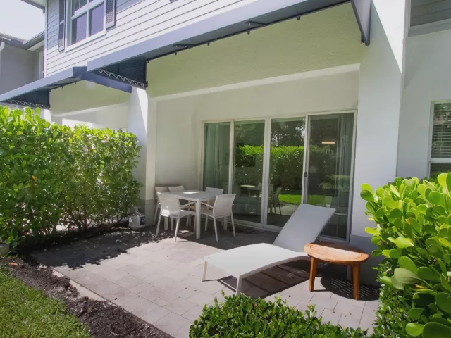 3-bedroom home for rent in Boca Raton - 23045 Clear Echo Drive 76 - MondialRealty