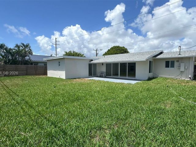 Home for sale at 5510 NE 18th Ave - photo 7482972