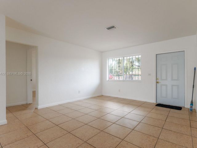 Home for rent at 1301 NE 153rd St - photo 7481340