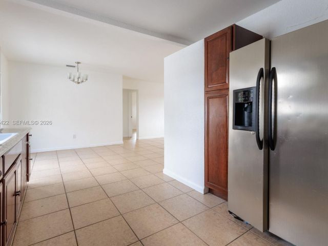 Home for rent at 1301 NE 153rd St - photo 7481342