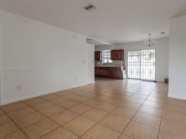 Home for rent at 1301 NE 153rd St - photo 7481346