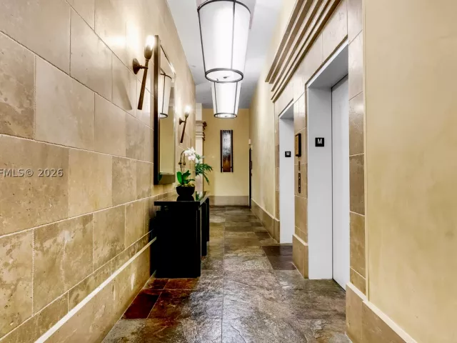 1-bedroom condo for rent in Sunny Isles Beach - 16275 Collins Ave 1503 - MondialRealty