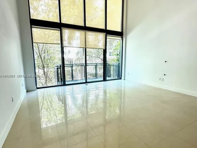 2-bedroom home for sale in Miami Beach - 6000 Collins Ave 313 - MondialRealty