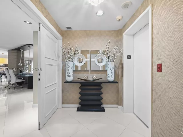2-bedroom condo for sale in Bal Harbour - 9601 Collins Ave 1208 - MondialRealty