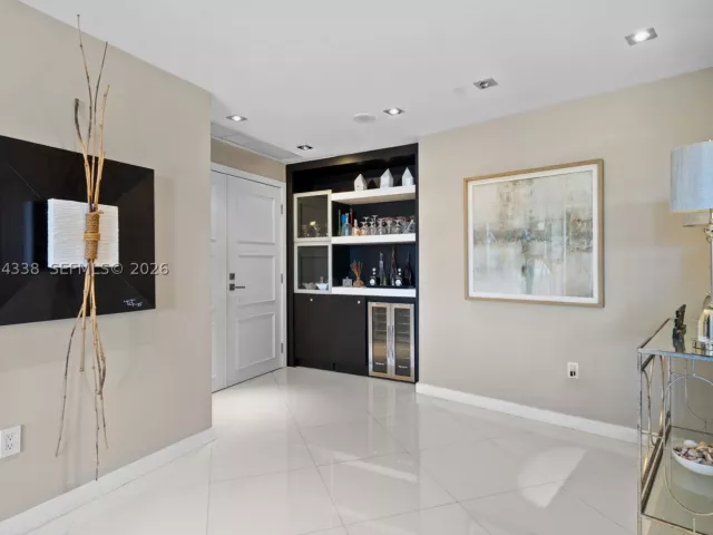 2-bedroom condo for sale in Bal Harbour - 9601 Collins Ave 1208 - MondialRealty