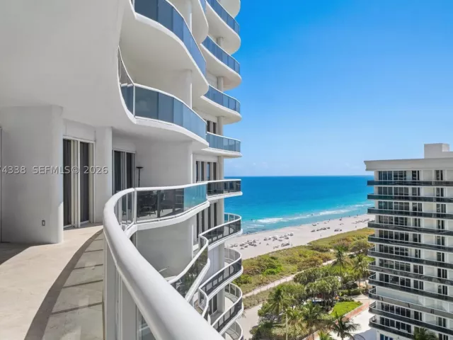 2-bedroom condo for sale in Bal Harbour - 9601 Collins Ave 1208 - MondialRealty
