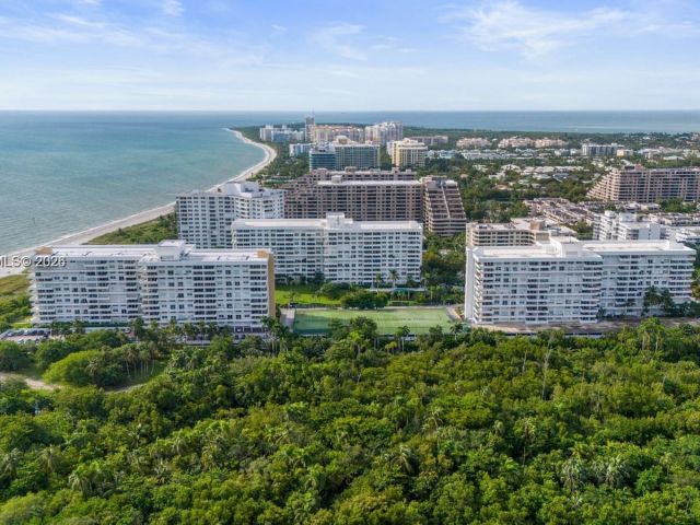 Apartment for rent  Unit #811 - photo 7491200