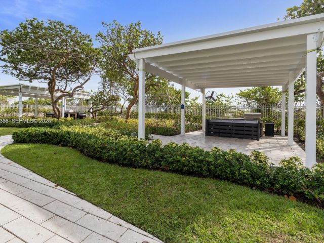 Apartment for rent  Unit #811 - photo 7491202